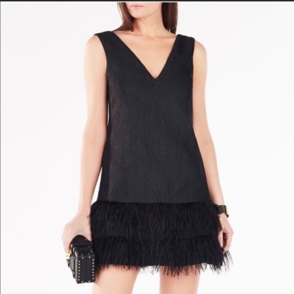 BCBGMaxAzria Dresses & Skirts - BCBG MaxAzria Black Sleeveless Jamysen Feather Trim Jacquard Mini Dress Size 0